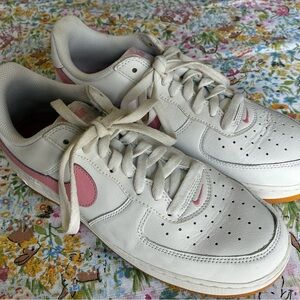Nike Air Force 1 Anniversary Edition